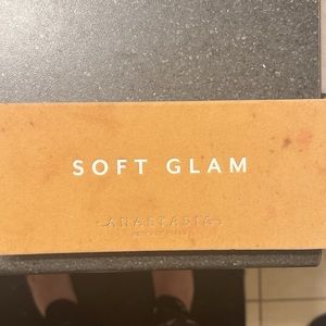 Anastasia Beverly Hills Soft Glam Eyeshadow Palette